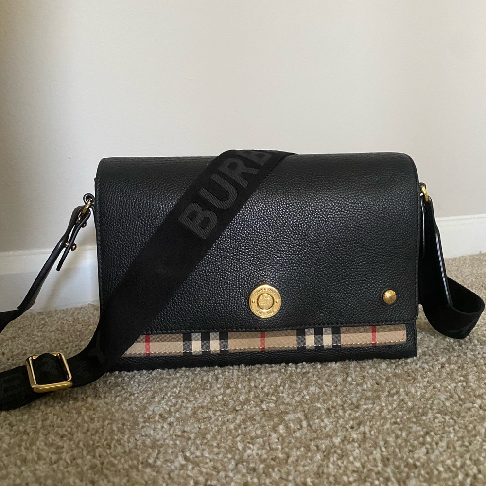 Burberry Note Bag